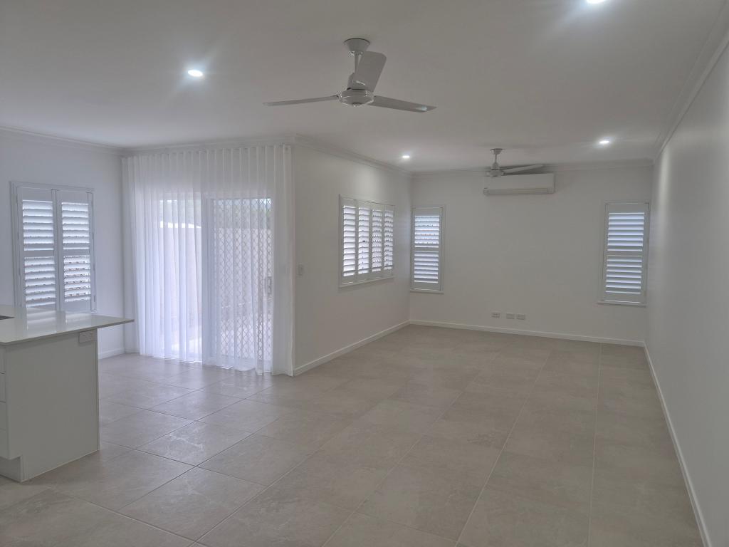 70a Oxbow Loop, Redlynch, QLD 4870