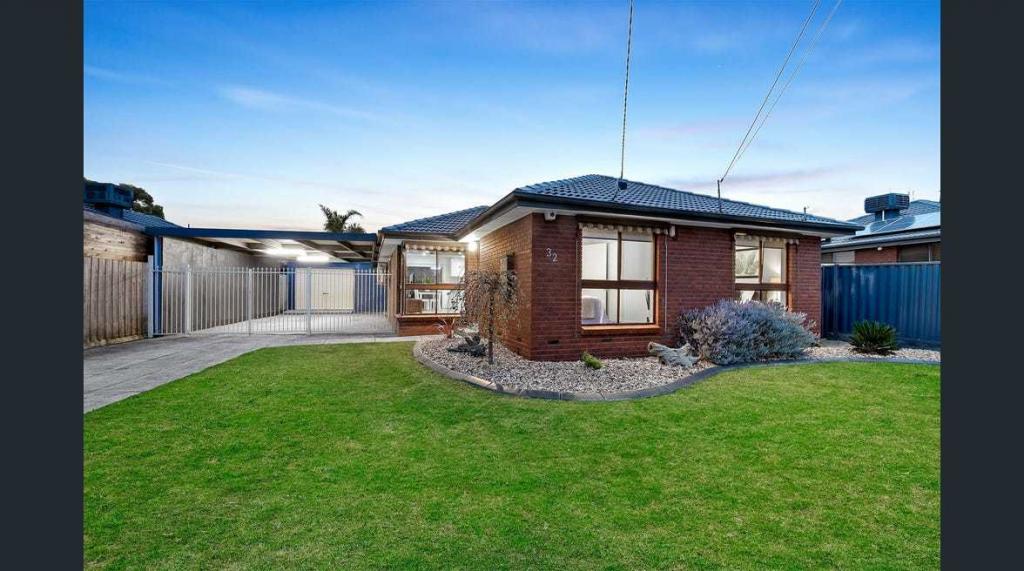 32 Entally Dr, Albanvale, VIC 3021