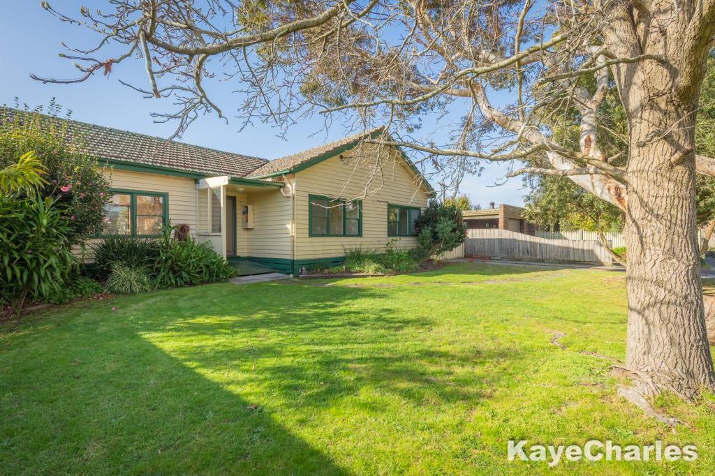 12 George St, Beaconsfield, VIC 3807