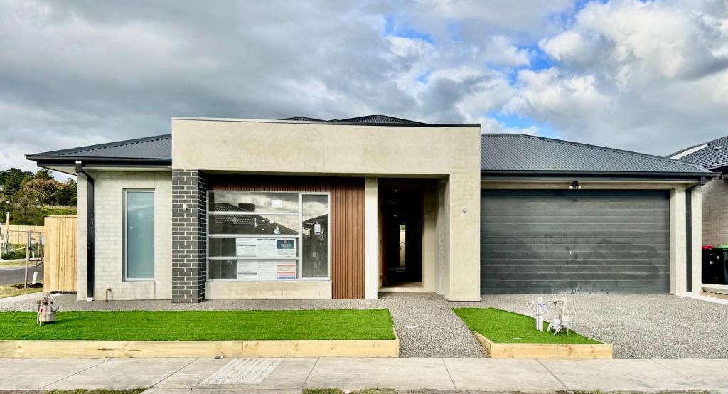 72 Palm Cct, Beveridge, VIC 3753