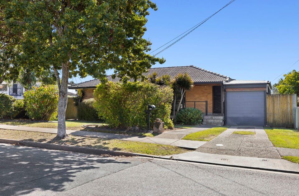 18 Amoria St, Mansfield, QLD 4122