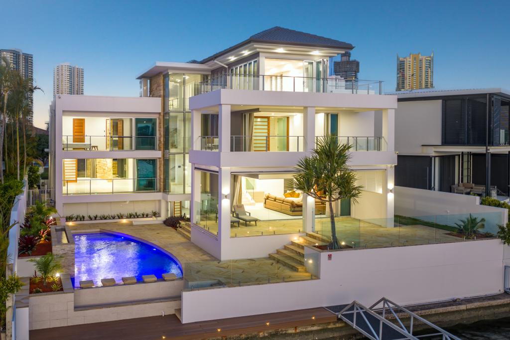 70 Admiralty Dr, Paradise Waters, QLD 4217