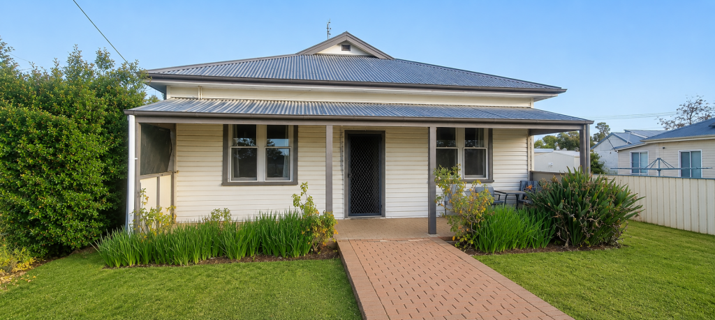 65 MAXWELL ST, WELLINGTON, NSW 2820