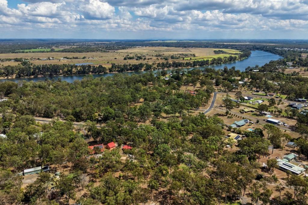 46 Pleasant Dr, Sharon, QLD 4670