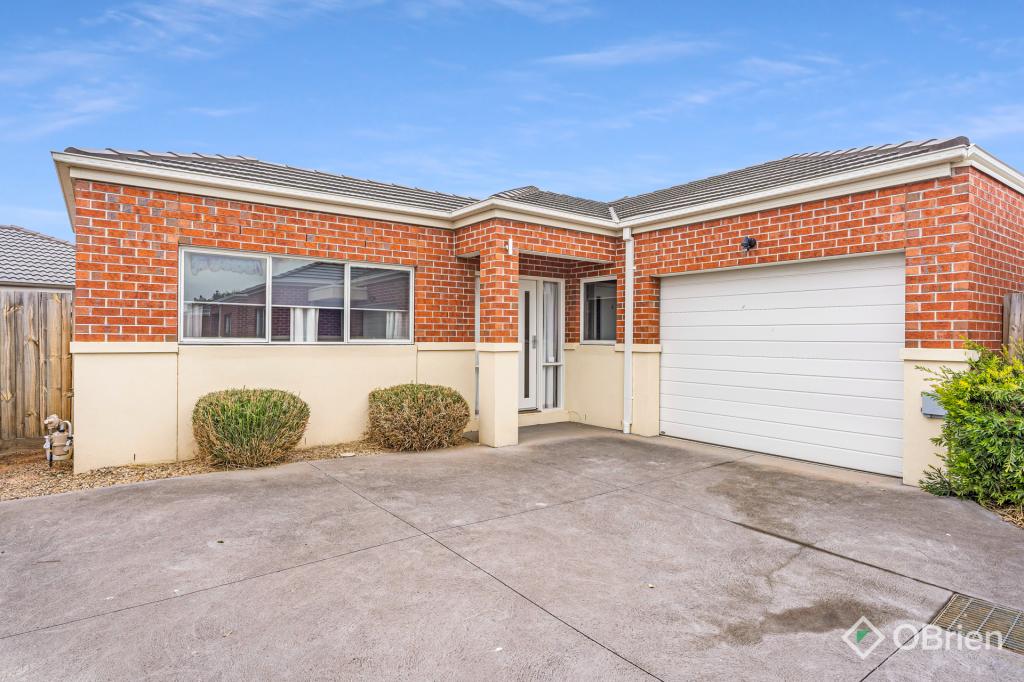 4/13 Haywood Gr, Melton West, VIC 3337