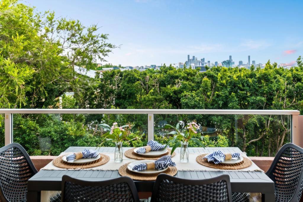 2/24 Balmain St, Wooloowin, QLD 4030