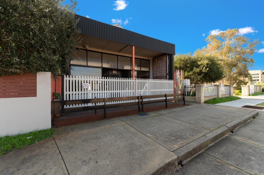 86 PARKIN ST, ROCKINGHAM, WA 6168