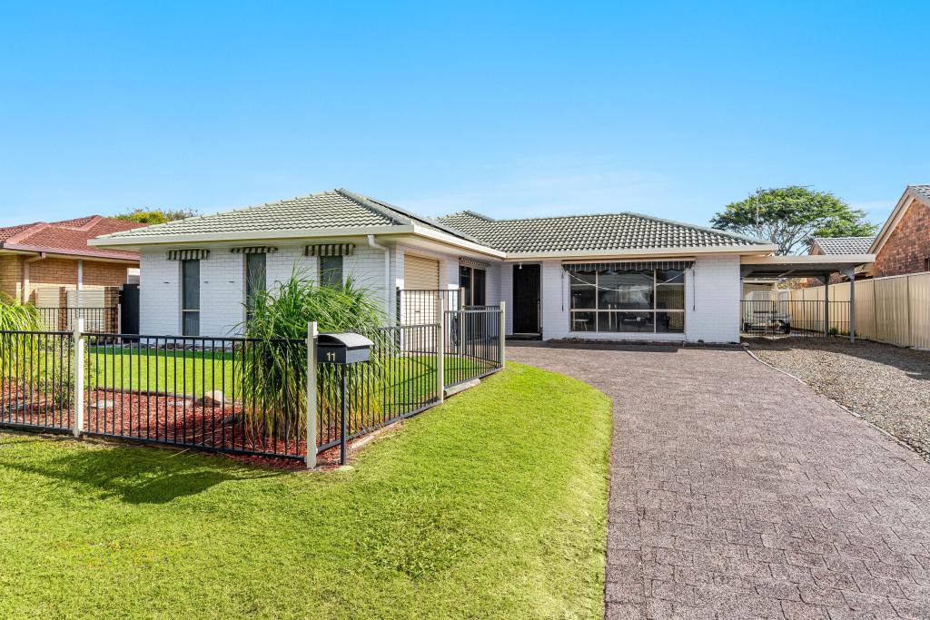 11 Abelia Ave, Yamba, NSW 2464