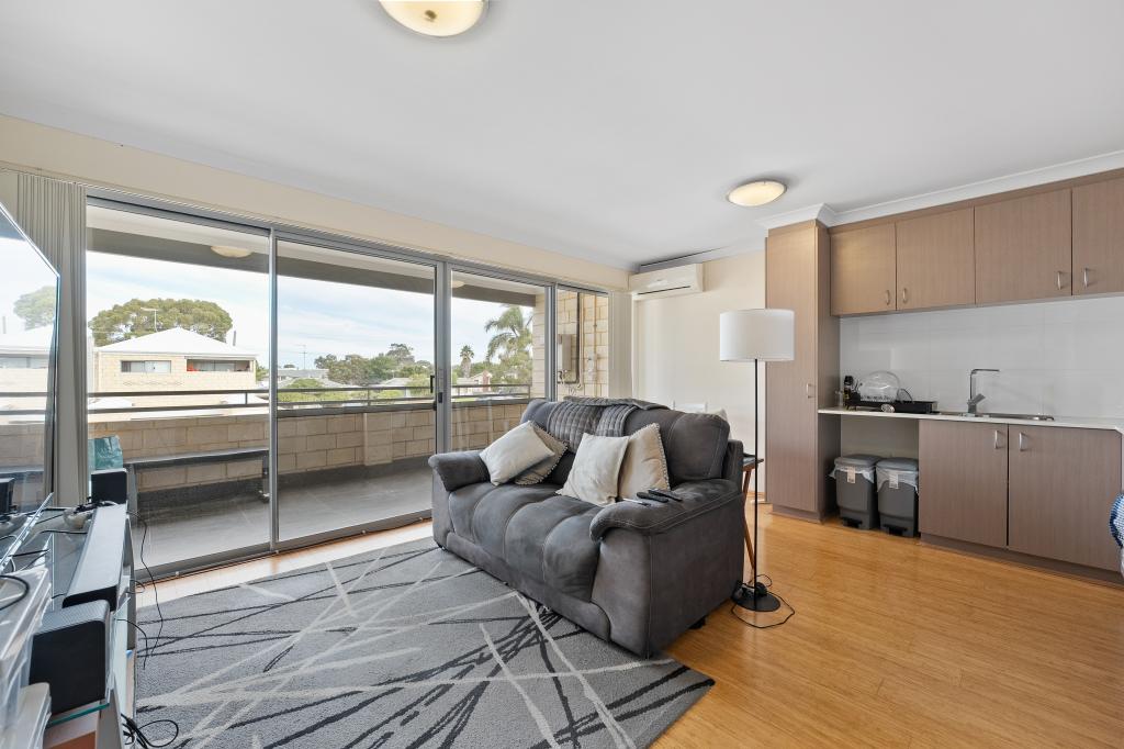 13/20 Service St, Mandurah, WA 6210