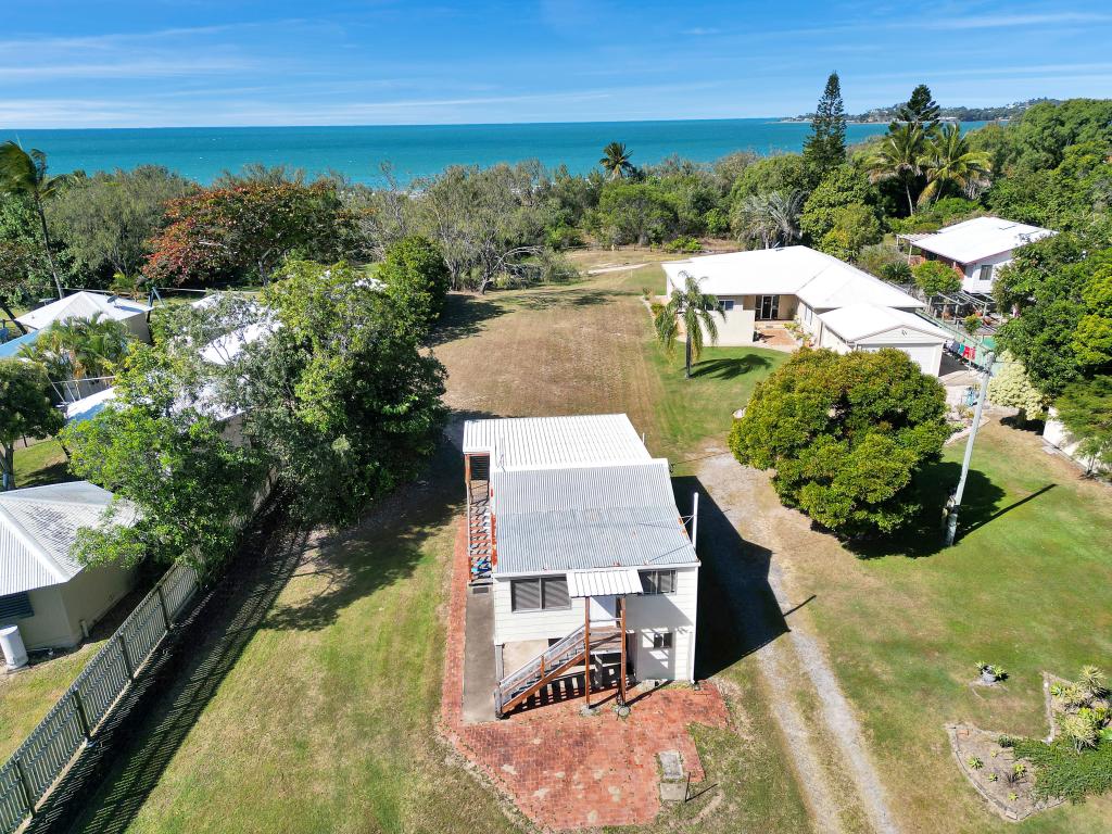 110 Shoal Point Rd, Bucasia, QLD 4750