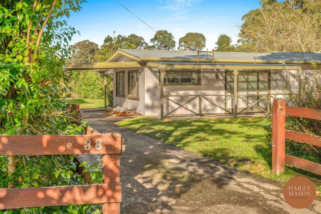 38 Hillcrest Ave, South Nowra, NSW 2541