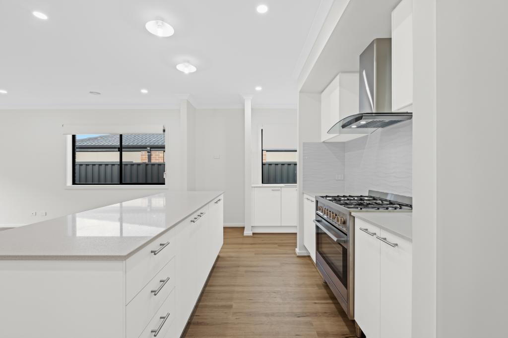 26 Wilandra Way, Clyde, VIC 3978