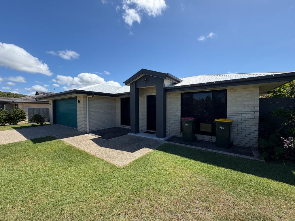 18 Riviera Way, Mulambin, QLD 4703