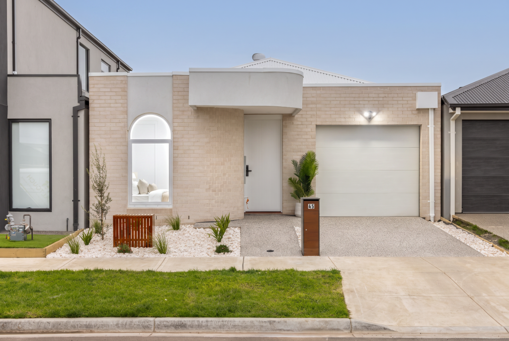 45 Cassia Way, Mickleham, VIC 3064