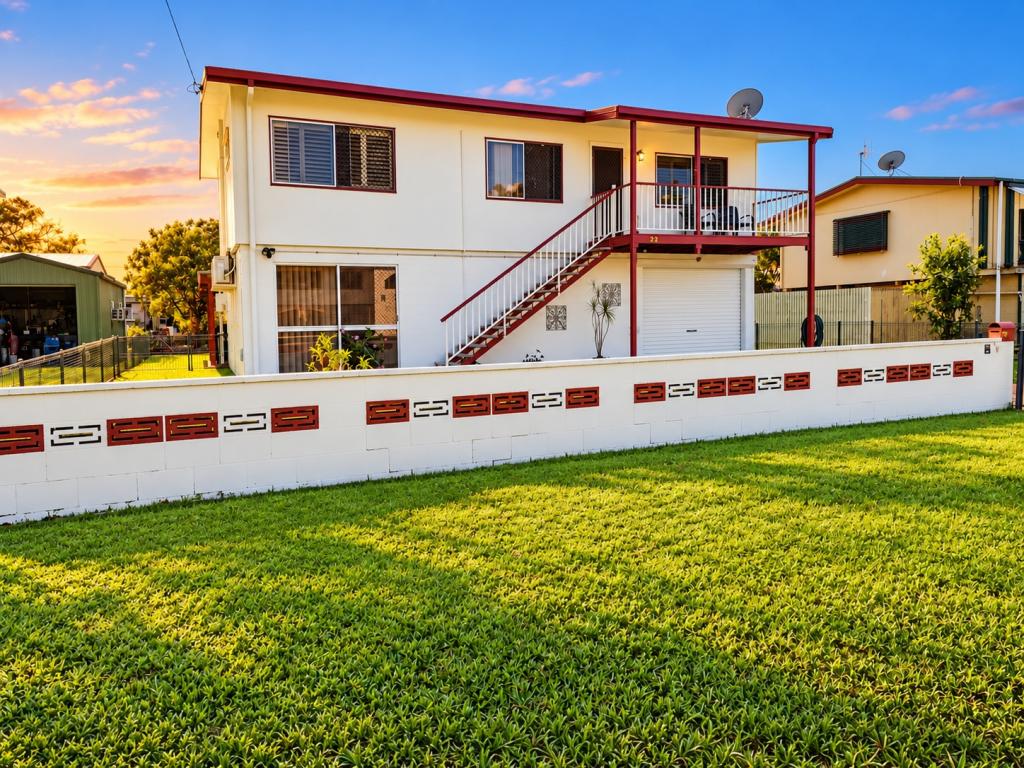 22 Coates St, Mount Louisa, QLD 4814