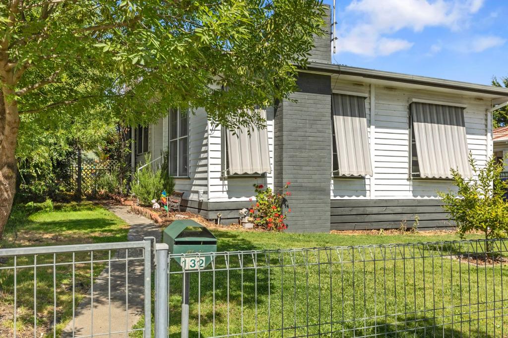 132 Anzac Ave, Seymour, VIC 3660