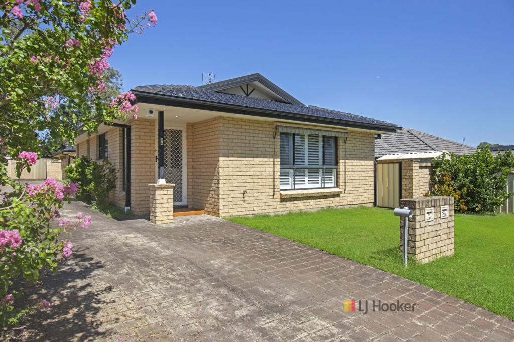 3a Fourth Ave, Toukley, NSW 2263