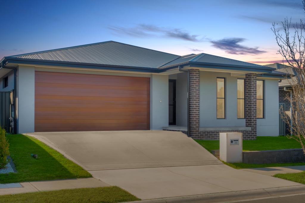 30 Hinton Loop, Oran Park, NSW 2570