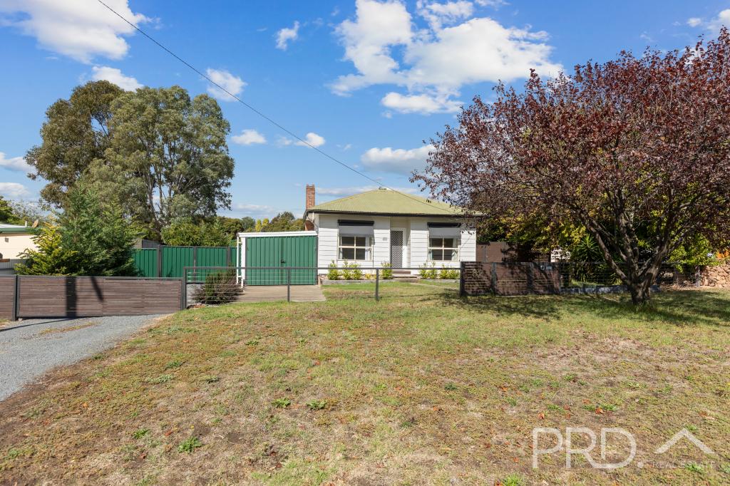 82 Sydney St, Tumut, NSW 2720