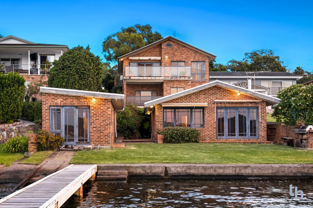 107 Fishing Point Rd, Fishing Point, NSW 2283
