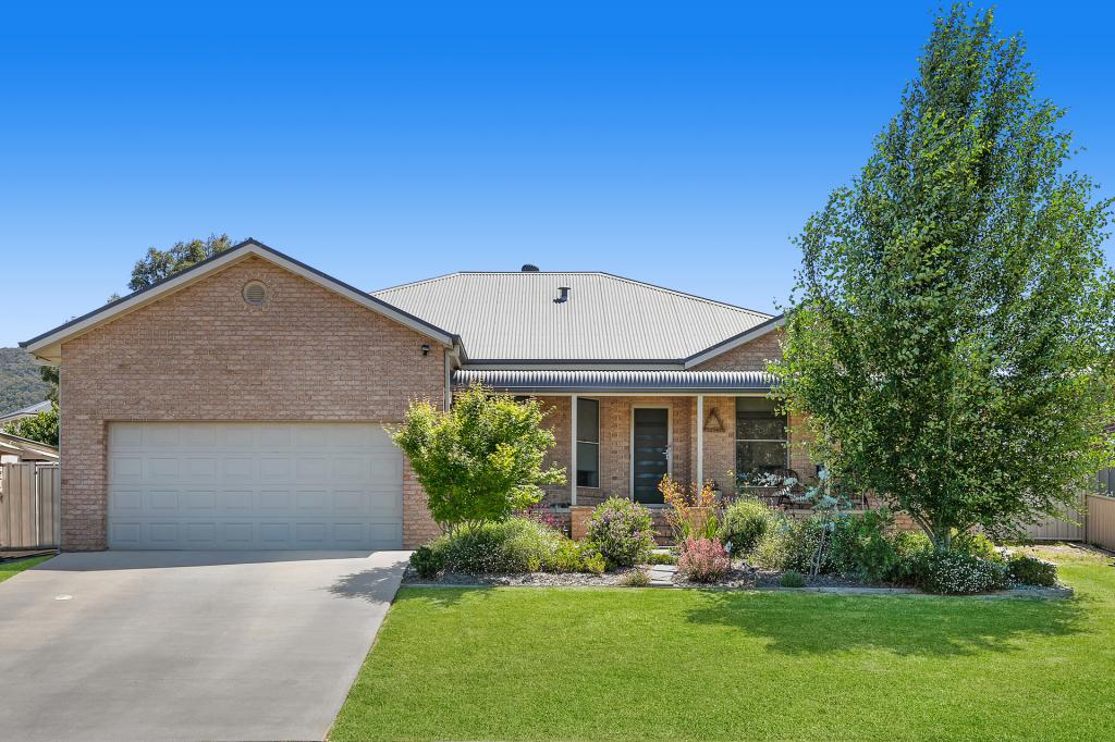 56 White Cir, Mudgee, NSW 2850