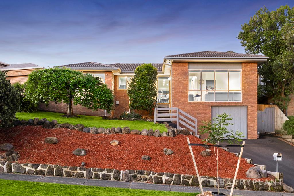 11 Brack Ct, Mooroolbark, VIC 3138