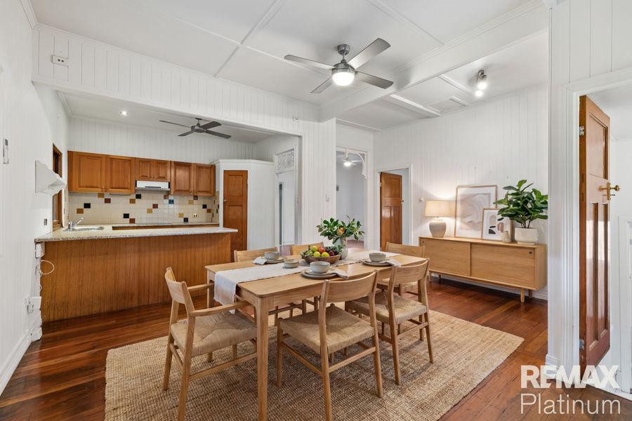 15 Leichhardt St, Woodford, QLD 4514