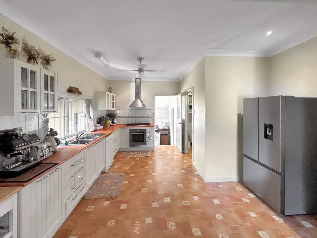 34 Evans St, Atherton, QLD 4883