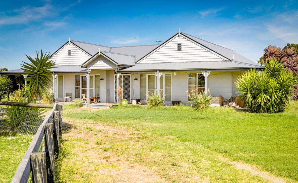 40 Duberkes Rd, Lang Lang, VIC 3984