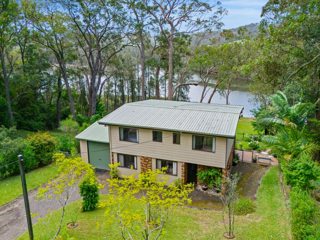 1 Cornfield Pde, Fishermans Paradise, NSW 2539