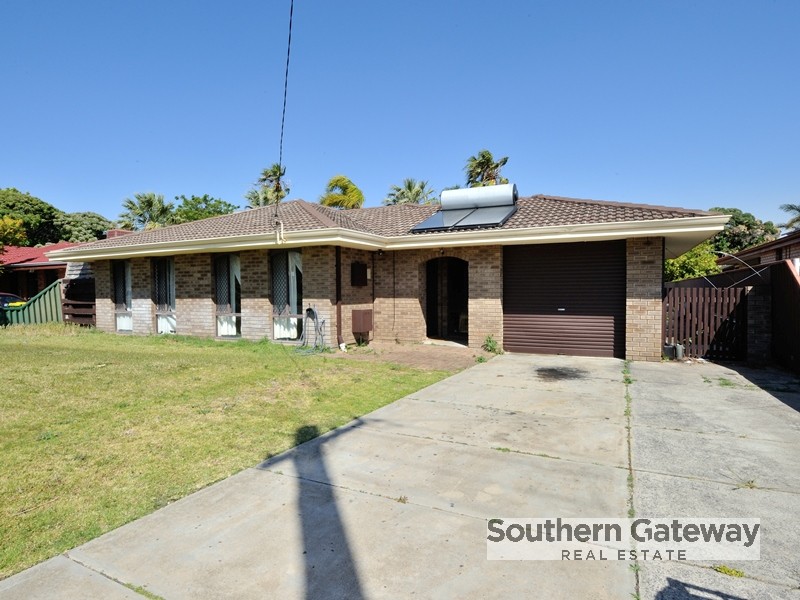 12 Willmott Dr, Cooloongup, WA 6168