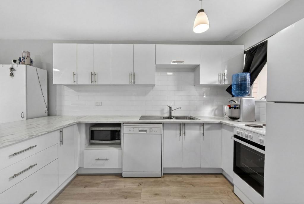 4/171-173 Safety Bay Rd, Shoalwater, WA 6169