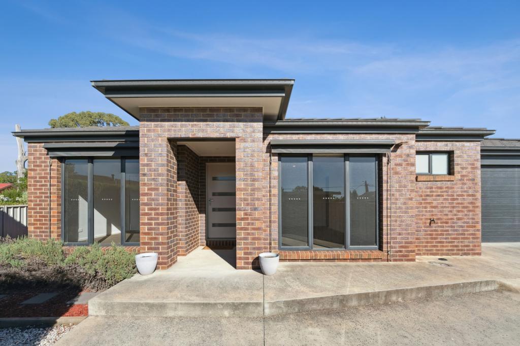8a Nankoor St, Golden Square, VIC 3555