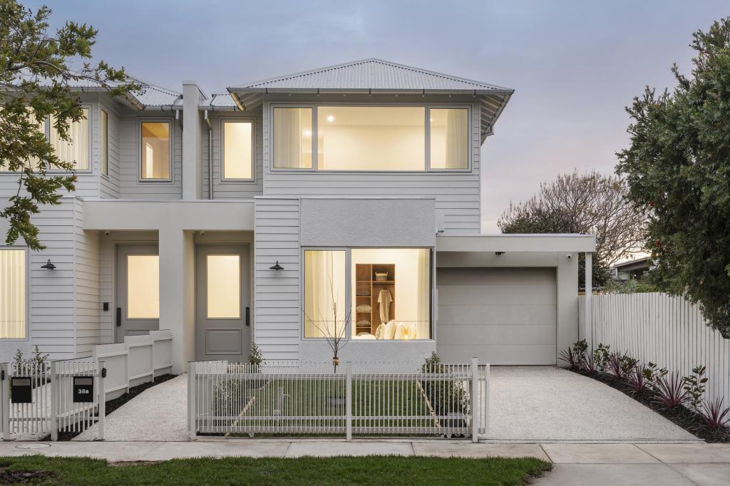 38 TRUMAN ST, SOUTH KINGSVILLE, VIC 3015