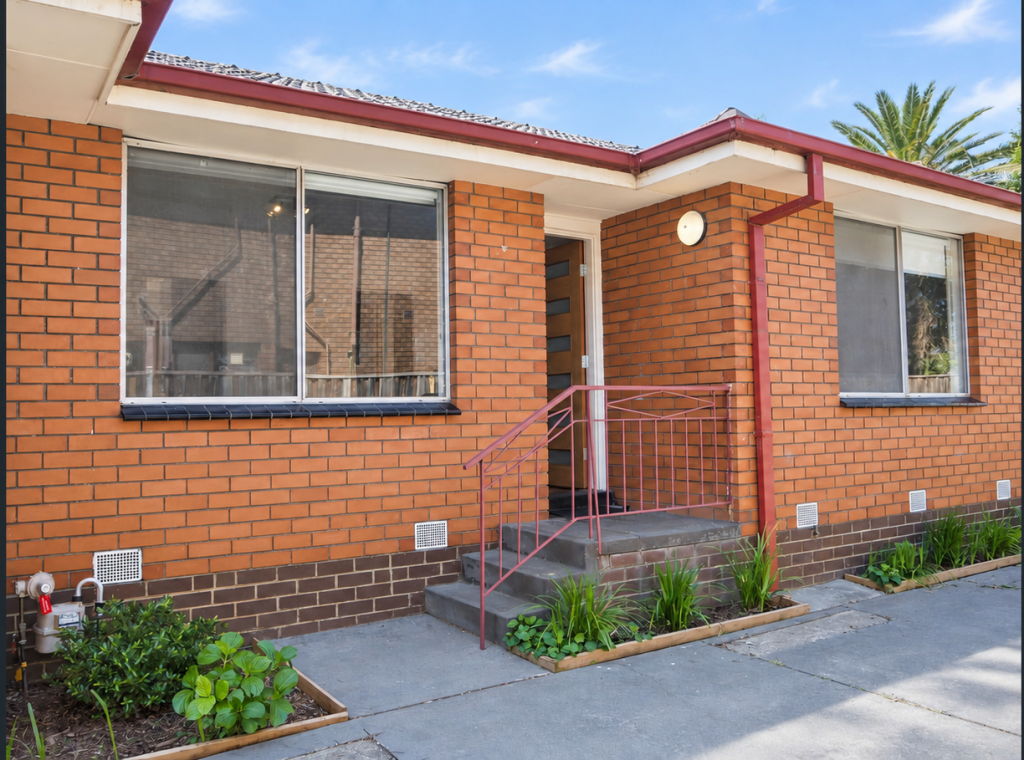 2/88 Mcfadzean Ave, Reservoir, VIC 3073