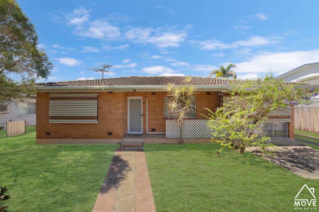 19 Pine St, Kirwan, QLD 4817
