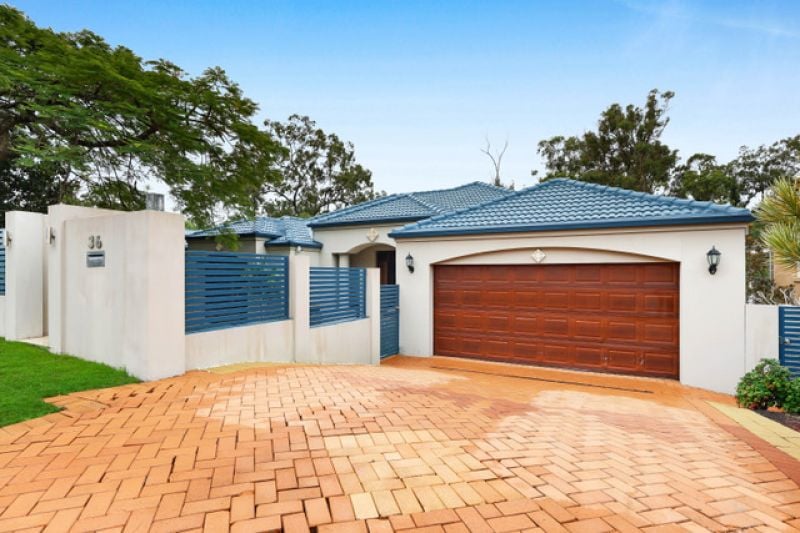 36 Canada Pl, Arundel, QLD 4214