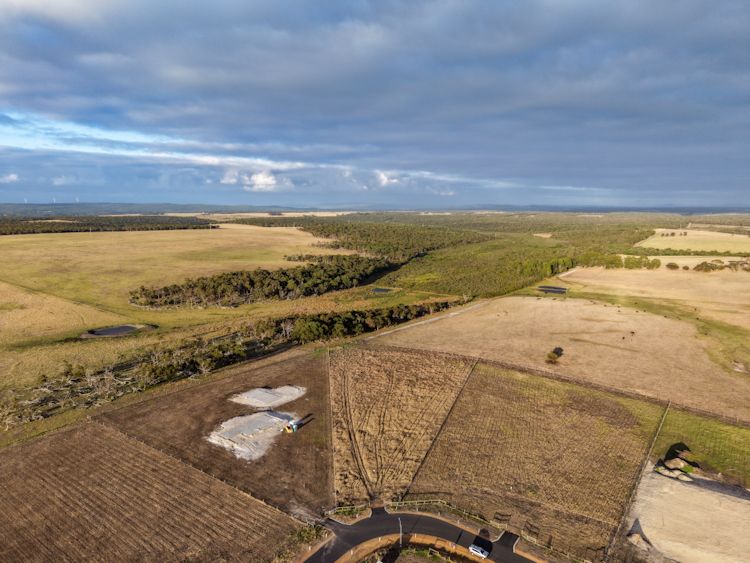 75 Minotaur Loop, Drome, WA 6330