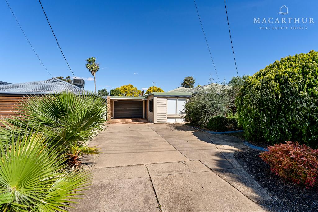 61 Vincent Rd, Lake Albert, NSW 2650