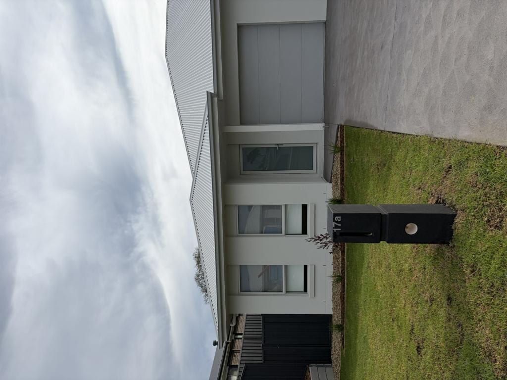 17A WARBLER CCT, BEGA, NSW 2550