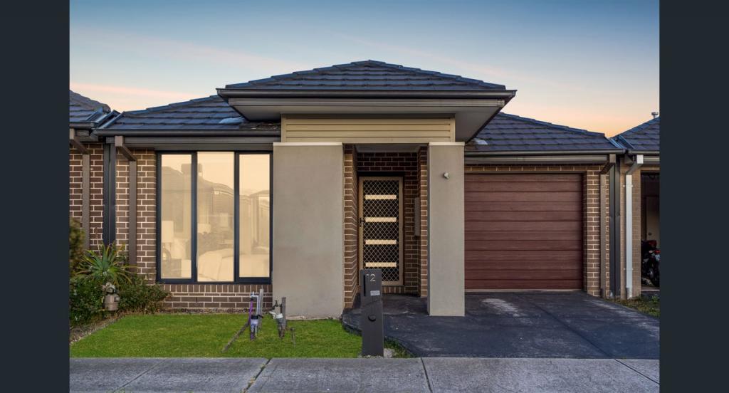 12 Loudon Cct, Craigieburn, VIC 3064