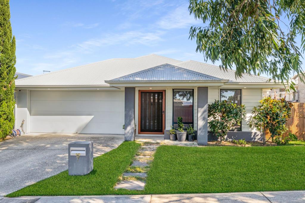7 Vine Way, Greenbank, QLD 4124