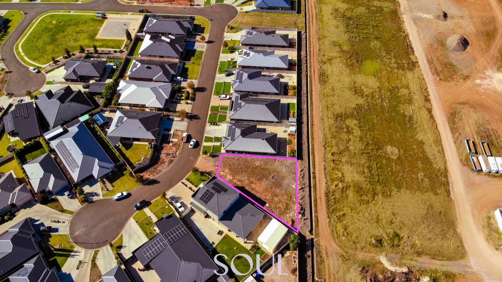 25 Scremin Gr, Griffith, NSW 2680