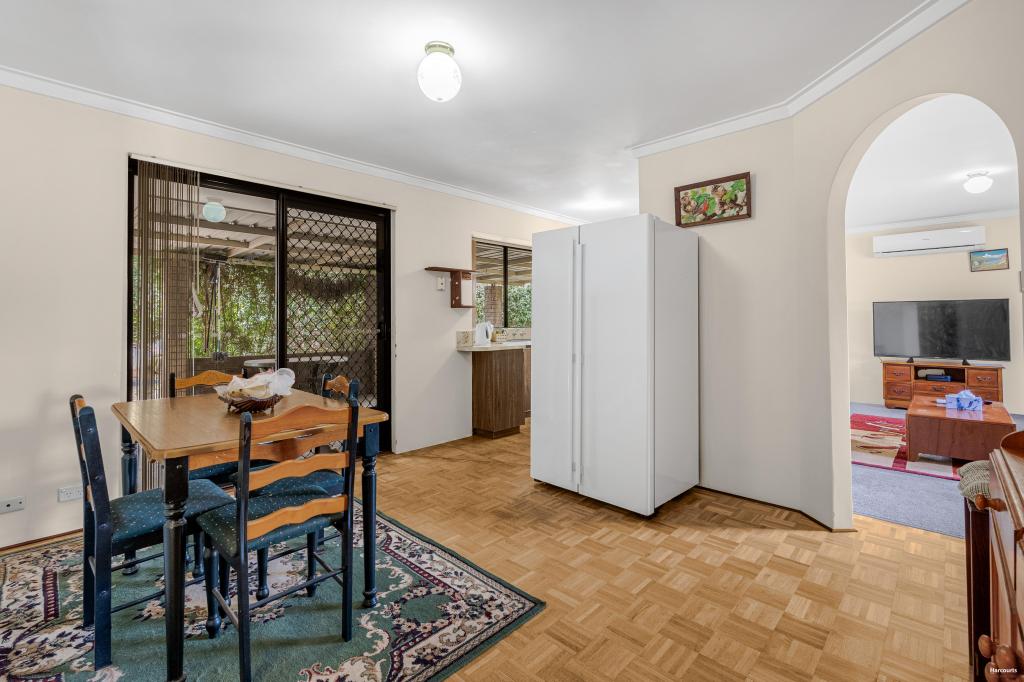 2 Crystal Ct, Mount Richon, WA 6112
