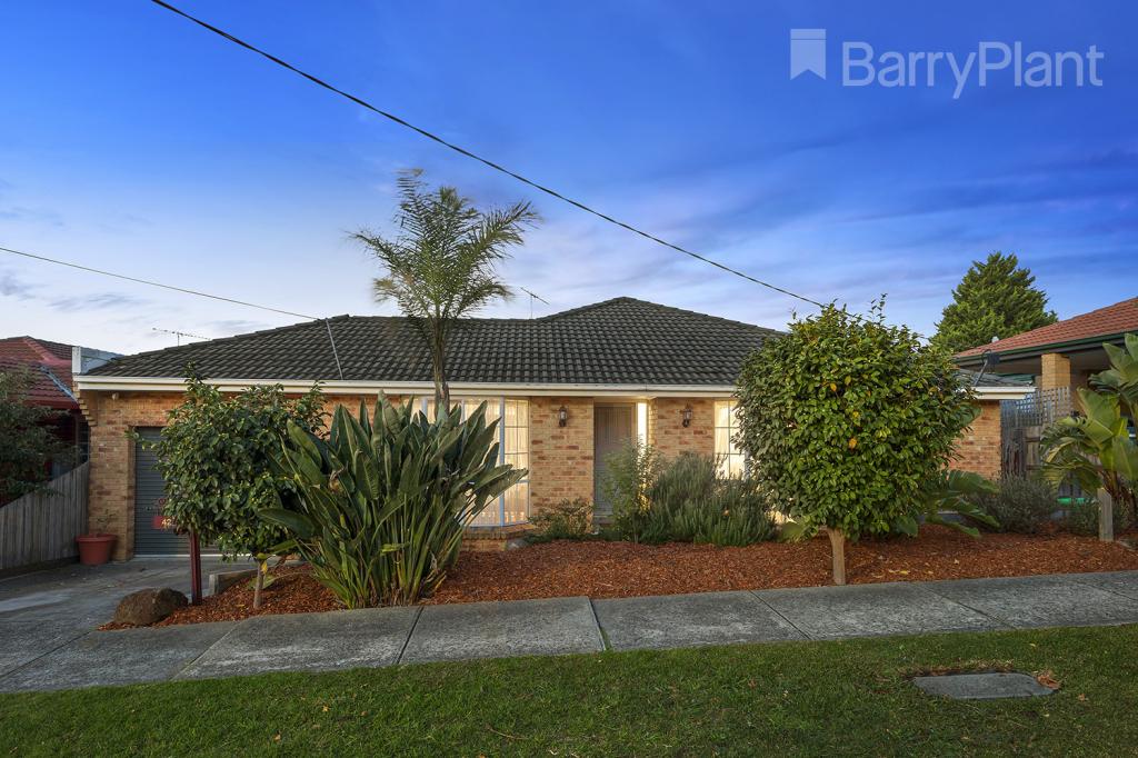 42 Frensham Rd, Watsonia, VIC 3087