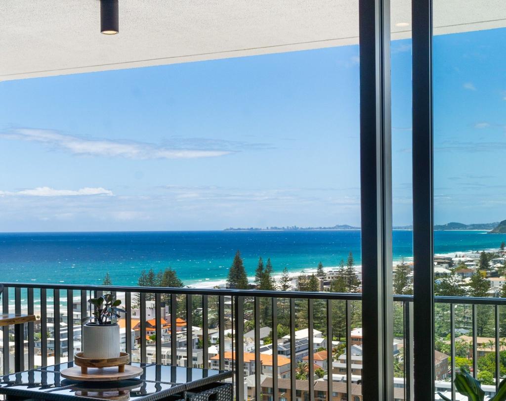 1705/43 Peerless Ave, Mermaid Beach, QLD 4218