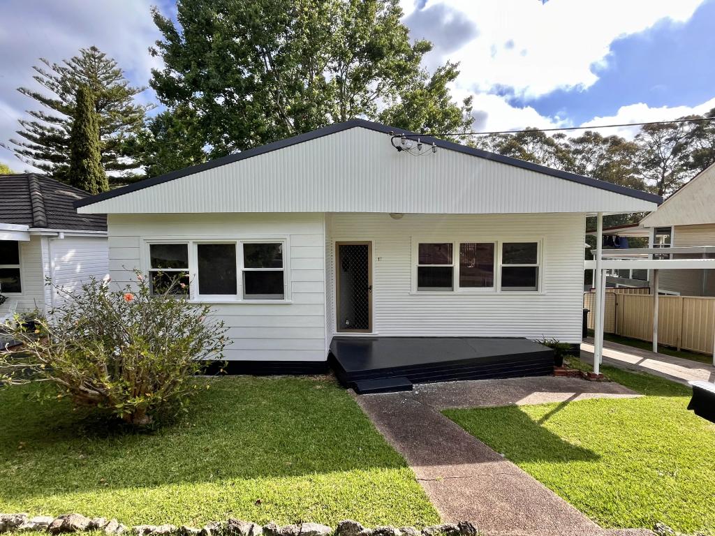 17 Boronia St, Cardiff, NSW 2285