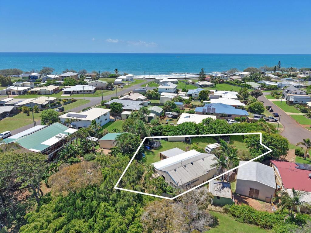 10 Simpson St, Burnett Heads, QLD 4670