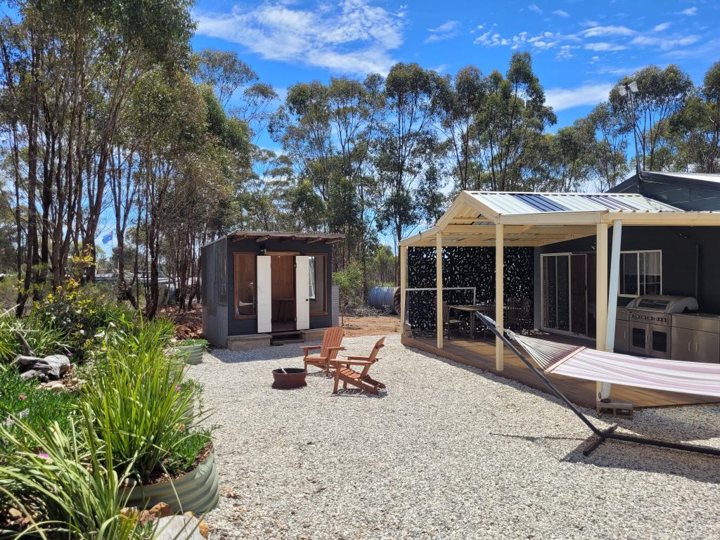373 Dealba Rd, Heathcote, VIC 3523