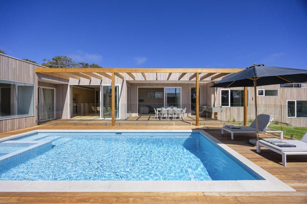 19 Fawkner Ave, Blairgowrie, VIC 3942